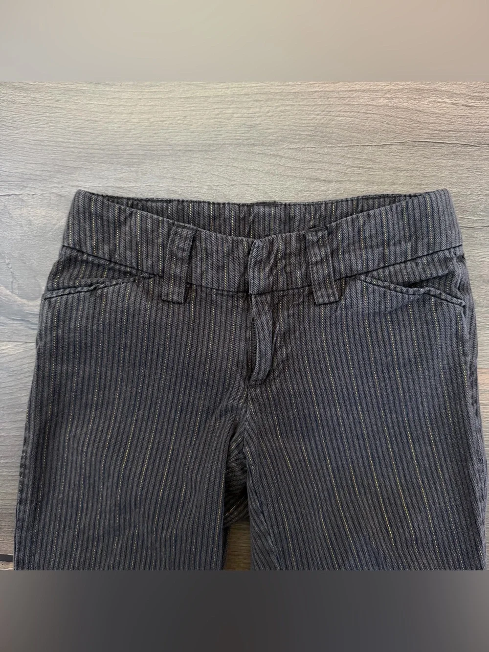 GAP y2k brown